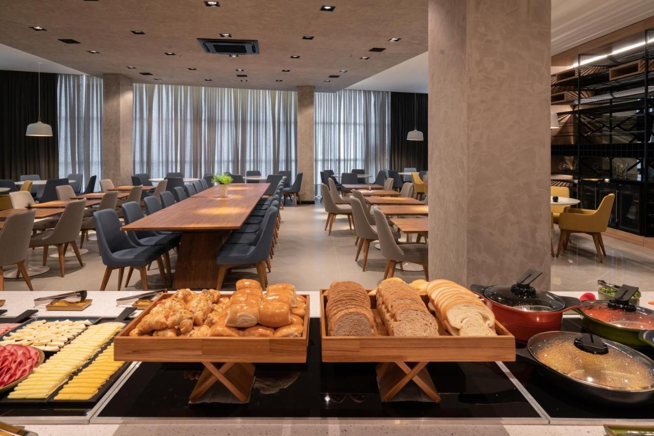 Slaviero Chapeco - Pet Friendly - Proximo A Efapi Hotel Eksteriør billede